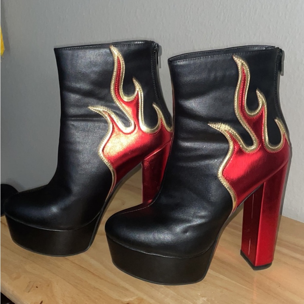 Women’s Heeled Ankle Boots